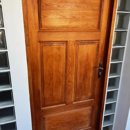 3-pokojowy Z Tarasem W Willi, 95m2 דירה