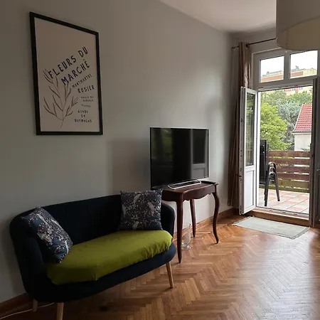 3-pokojowy Z Tarasem W Willi, 95m2 *