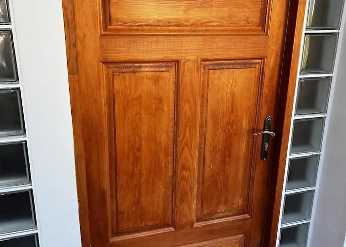 3-pokojowy Z Tarasem W Willi, 95m2 アパート